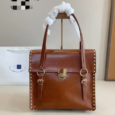 PRADA LUXURY BAG FOR WOMEN
